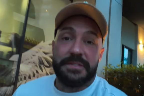 (VIDEO) JODŽIR NAKON PRIVOĐENJA STIGAO U BEOGRAD Objavio snimak iz provoda sa Anđelom i Gastozom, pa slučajno otkrio u kakvim su zaista odnosima pred "Elitu 10"