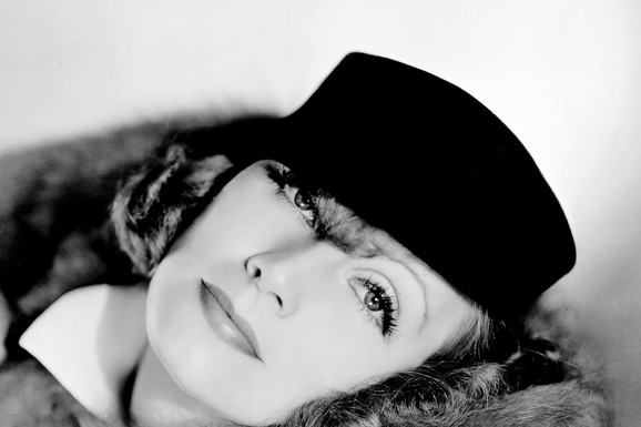 ZBOGOM HOLIVUDU Poslednji film Grete Garbo bio je zabranjen i kontroverzan: Kritika ga razapela jer prikazuje "nemoralan stav prema braku"