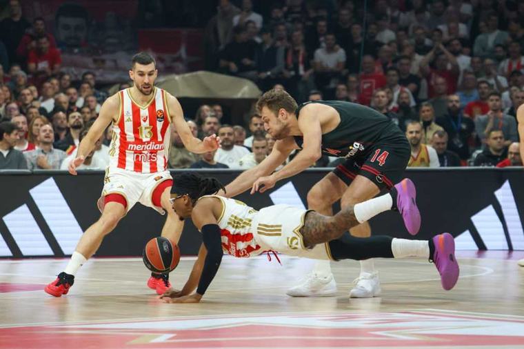 ZVEZDI ĆE BITI VEOMA TEŠKO! Navijači Olimpijakosa saznali fantastičnu vest pred utakmicu