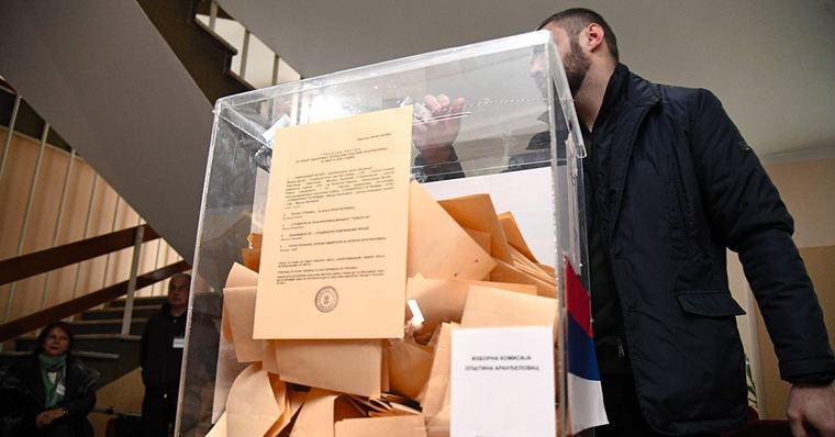 Monarhisti i Novi DSS zajedno na izborima: Lista će se zvati „Autentična desnica“
