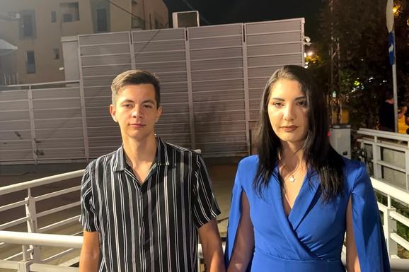 HANA I NERIO SA ĆERKOM STIGLI U SPLIT Njegova baka im pomaže! Oglasili se iz Hrvatske: Srce im je na mestu (FOTO)