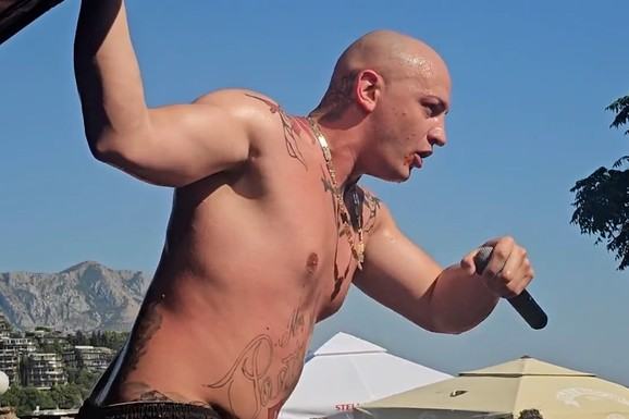 (VIDEO) MLADENCI IGRAJU UZ "BAULJAM I ĆARLIJAM" Snimak prvog plesa uz Desingericinu pesmu zapalio mreže, GOSTI U NEVERICI