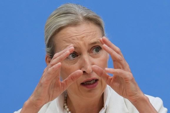 Obećali su da će DEPORTOVATI OD PRVOG MINUTA, a sada nakon pobede kopredsednica AfD OVAKO govori o migrantima