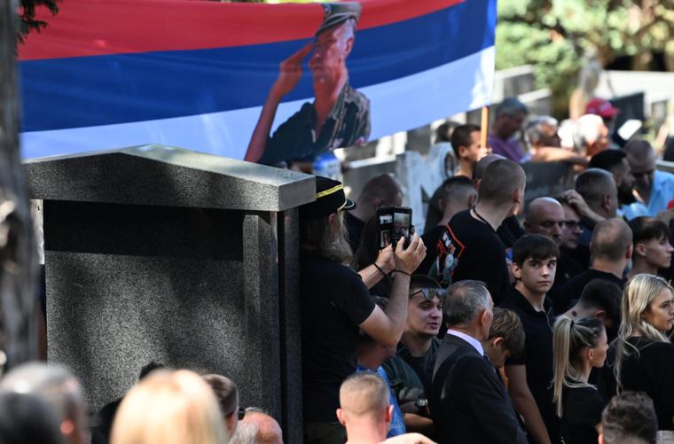 Hrvatski mediji "udarili" na Danila Vučića zbog odlaska na sahranu Ratka Mladića FOTO