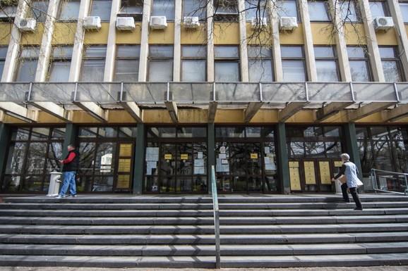 LAŽIRAO 38 PROJEKATA, PA U DŽEP STAVIO MILIONE Doneta presuda u slučaju zastupnika udruženja građana koji je ojadio Novi Sad: Tužilaštvo najavilo ŽALBU