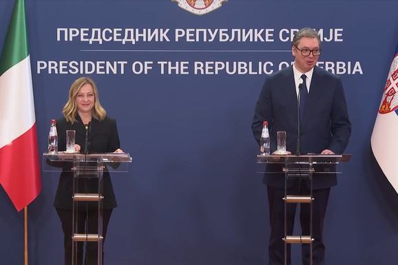 Vučić čestitao Meloni povodom istorijskog postignuća njene vlade: "Ovaj izuzetan uspeh predstavlja mnogo više od političkog trijumfa"
