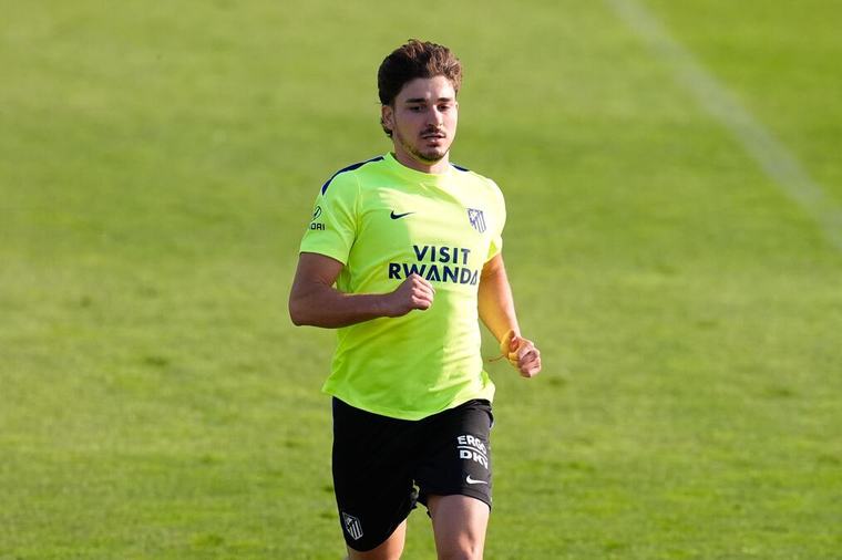 SAGA JE KONAČNO GOTOVA! DIJEGO SIMEONE SE OGLASIO I OTKRIO SVE! Evo hoće li Alvarez biti u timu za meč protiv Barselone!