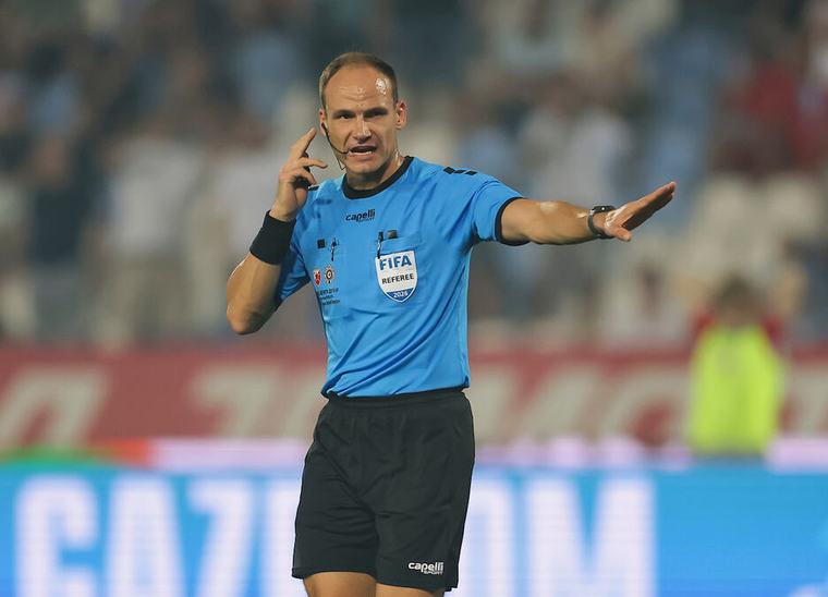 "FK PARTIZAN ĆE INSISTIRATI DA NENAD MINAKOVIĆ VIŠE NE SUDI UTAKMICE FK PARTIZAN" Crno-beli grme posle poraza u derbiju! Pročitajte BURNO SAOPŠTENJE!