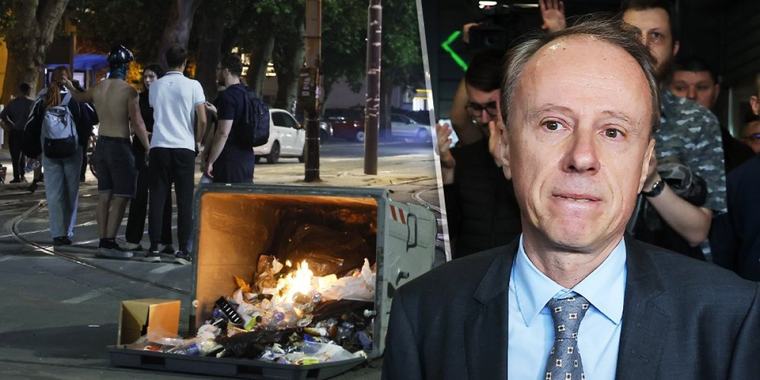Saznajemo! Blokaderski papa preživeo vetiranje - Eksplodirali bes i kuknjava na mrežama: "E je*aću ovom rektoru mater" (VIDEO/FOTO)