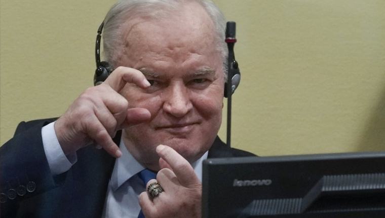 ŠEŠELj O JUNAŠTVU RATKA MLADIĆA: Srbija ne sme da prihvati "istoriju" koju servira Haški tribunal