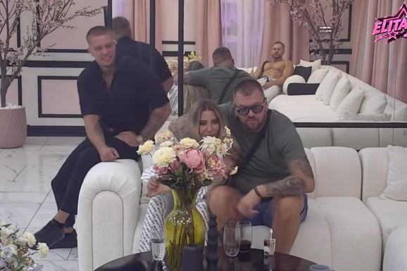 ANELI OTKRILA SA KOLIKO MUŠKARACA IZ "ELITE 10" JE SPAVALA Janjuš ne može da veruje šta čuje: "Detektor laži ovo ne bi izdržao" (VIDEO)