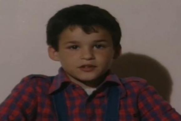 "Mama, je l' ti mene znaš? Ti si me rodila i ostavila!" Reči malog Borisa (9) pre više od tri decenije rasplakale su Jugoslaviju: Danas ima 47 godina i evo kako živi