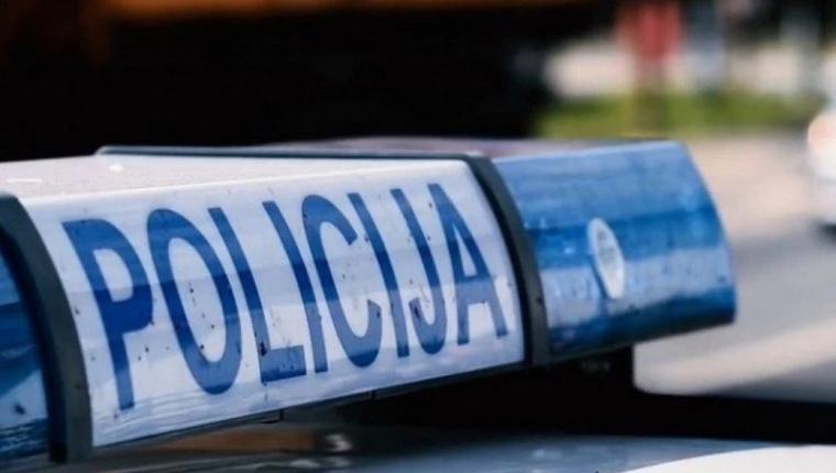 TRAGEDIJA: Mladić (18) motociklom pregazio životinju i poginuo