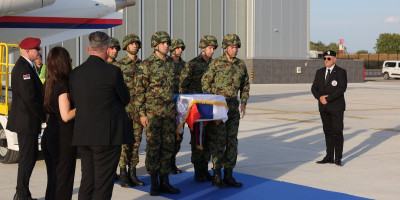 Upozorenje na novi progon Srba: Krivične prijave, otkazi i proterivanja zbog objava nakon smrti generala Mladića