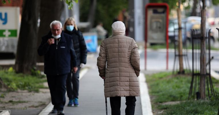 Penzioneri mogu da podnesu zahtev PIO fondu: Od jednog uslova zavisi da li im pripada novčana naknada