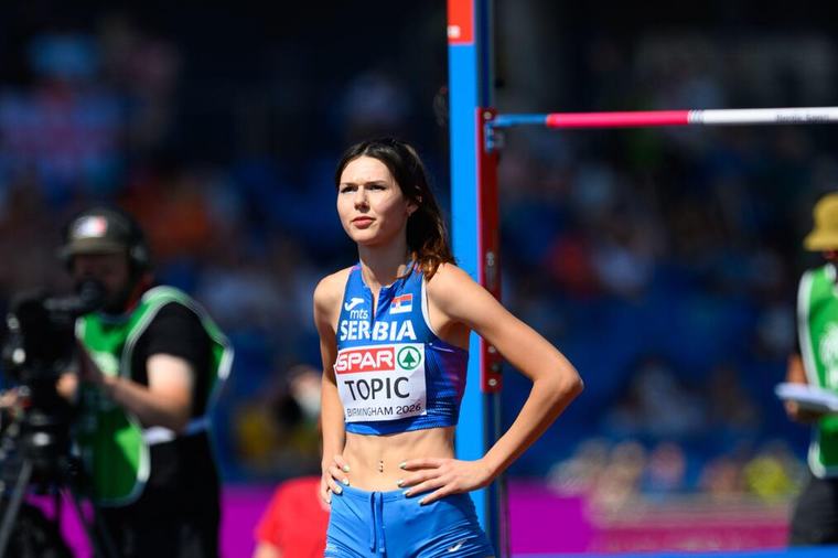 ZA DLAKU OSTALA BEZ MEDALJE! Angelina Topić nije imala sreće!