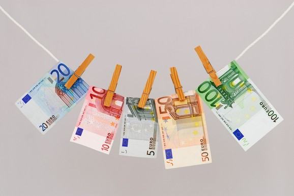 Počeli da istražuju finansiranje terorizma, pa otkrili mnogo veću mrežu: "Ovo je samo kap u moru transakcija"