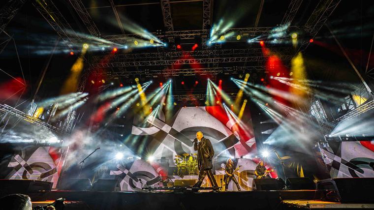 VIKEND U ZNAKU ROK POTRESA NA UŠĆU: Metal Bog Rob Halford i Judas Priest bacili publiku u totalni trans - Dire Straits Legacy zaokružio spektakl u velikom stilu