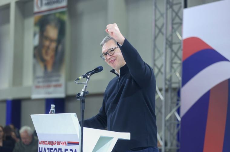 "Pravi ponos države": Građani čestitali Vučiću na svemu što je uradio za Srbiju