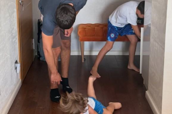 Najstariji sin naše voditeljke (43) krenuo u 4. razred srednje, drugi u 4. osnovne, a najmlađi u vrtić