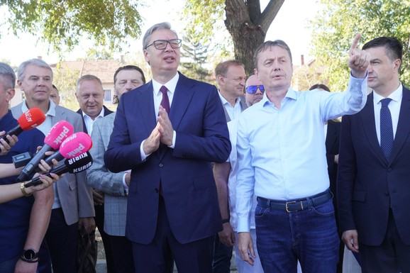 STIGLO VEĆ 12 FABRIKA Vučić najavio nove investicije u Nišu: Tražićemo kompanije koje nude veće plate