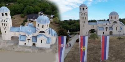 Ovo je crkva koja će biti mesto poslednjeg oproštaja od Ratka Mladića: U njoj je freska pred kojom mnogi zaneme (VIDEO)