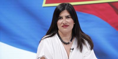 "Pobeđivao ih je 14 godina, pobediće i sada": Dina Vučinić otkrila detalje zašto je odložen skup u Novom Sadu