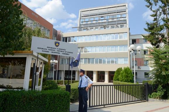 U Prištini optužnica protiv 35 osoba za navodne ratne zločine u Donjem Prekazu