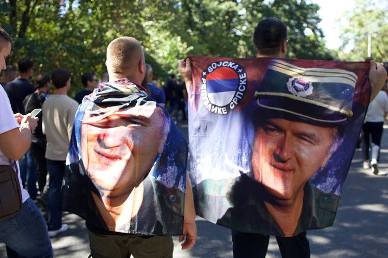 "Ratni zločinac dobio herojsku sahranu": Ovako strani mediji izveštavaju o ispraćaju Ratka Mladića