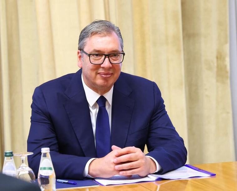 PRESEDNIK VUČIĆ SUTRA U ZAPADNOBAČKOM OKRUGU! Poznat detaljna satnica posete: Obići će Odžake, Apatin i Sombor, a evo gde sve odlazi!