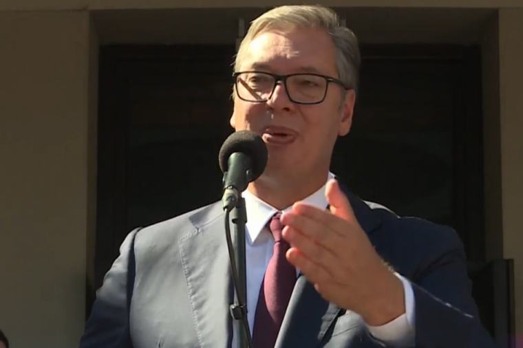 VUČIĆ U NIŠU! Predsednik poručio građanima: BORIĆU SE JOŠ SNAŽNIJE I JAČE, MORAMO DA OSTANEMO ČVRSTI! (FOTO)