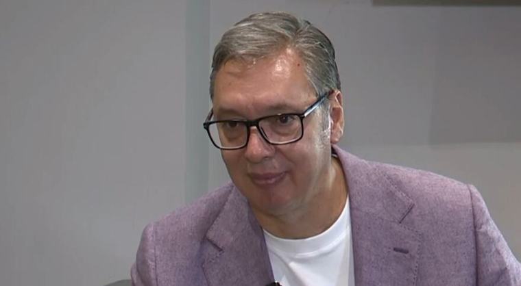 VUČIĆ OTKRIO KAKO BI IZGLEDALA VLADA KOJU BI VODIO Biće najviše 12 ministara, najmanja u našoj istoriji! Za nekoliko dana raspisujem izbore
