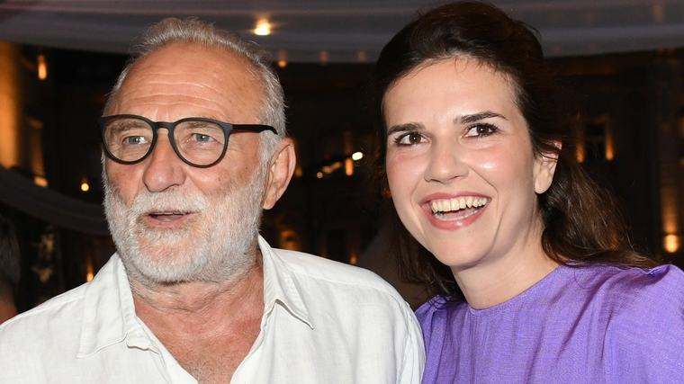 "NE VERUJEM U PAPIR" Anica Lazić je o udaji za 39 godina starijeg Lazara Ristovskog ovako govorila: "To je dogovor dvoje ljudi"
