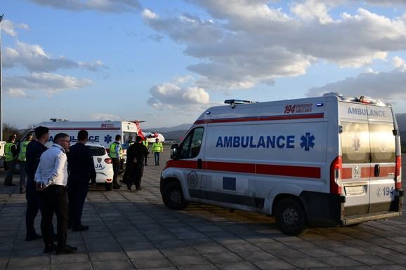 VIRUS KOSI PRED VRATIMA SRBIJE, RASTE BROJ ŽRTVA! Još jedna smrt na Infektivnoj: Ukupno osam ljudi umrlo, svi preminuli istog pola