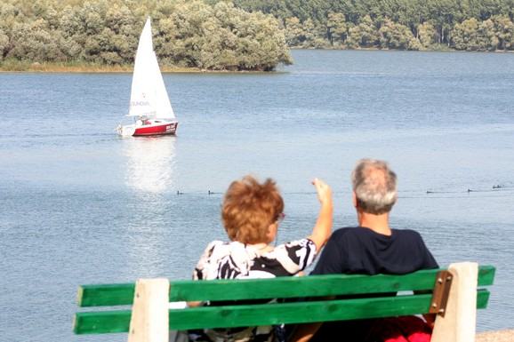 Stiže nova "Majčinska penzija"! Država u kojoj živi mnogo Srba uvodi novo povećanje: Evo kad kreće isplata