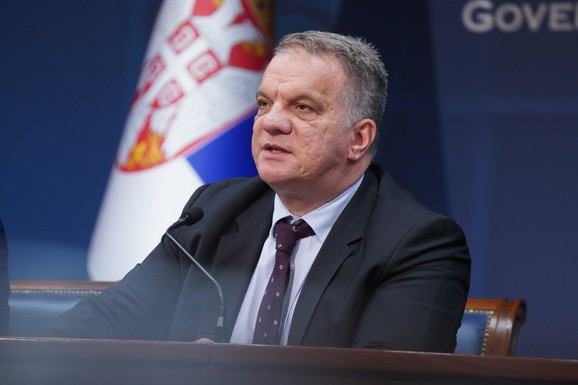 "PROSVETA JE UŠLA U FAZU STABILIZACIJE" Ministar Stanković za Blic TV o državnoj maturi, stranim univerzitetima i besplatnim udžbenicima (VIDEO)