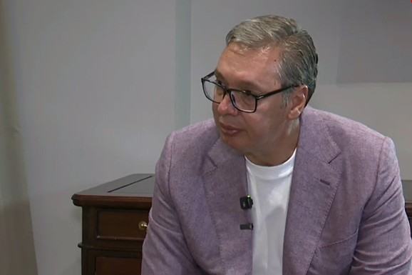 "PREMIJER I 12 MINISTARA - NAJMANJA VLADA U ISTORIJI" Vučić otkrio plan za buduću Vladu Srbije ukoliko dobije podršku naroda