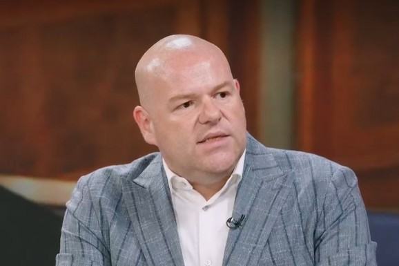 "DOK JE BIO U VLADI NIJE IMAO PRIMEDBE, A KAD JE OSTAO BEZ FUKNCIJE SVE MU JE SMETALO" Vukić o isključenju Branka Ružića iz SPS: "Bio je suspendovan i nastavio da krši statut"