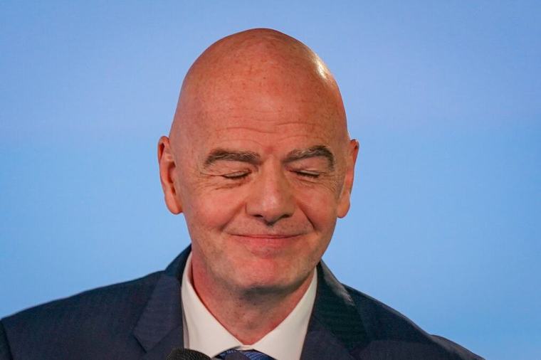 INFANTINO IDE U ČETVRTI MANDAT: Predsednik Fifa se ponovo kandidovao