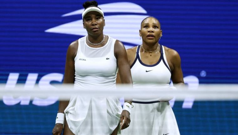 SERENA I VENUS SE VRATILE NA US OPEN: Sestre Vilijams posle velike borbe eliminisane na startu turnira