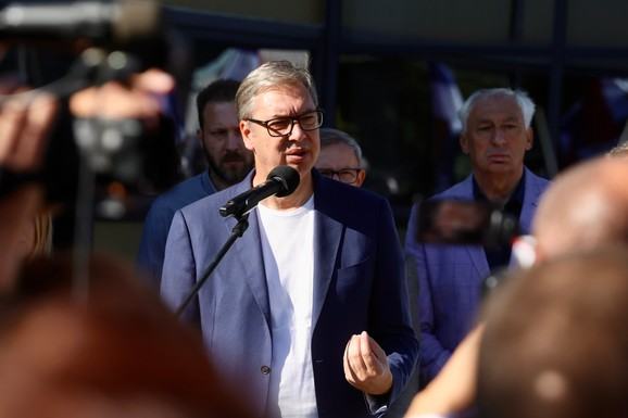 "DA SE SKUPE PLENKOVIĆ I MARTA KOS DA MI DRŽE PRIDIKE?" Vučić u Prigrevici: "Lažu nas, varaju i proganjaju 30 godina i opet smo mi krivi"